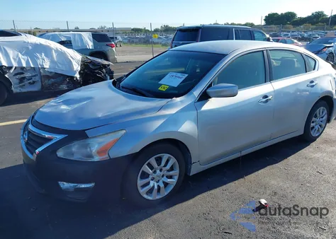2013 Nissan Altima 2.5 S из США, поврежденный, VIN 1N4AL3AP2DC196140